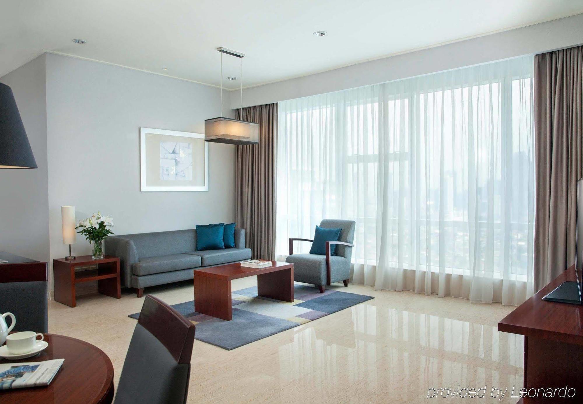 The Mayflower, Jakarta-Marriott Executive Apartments Exterior photo